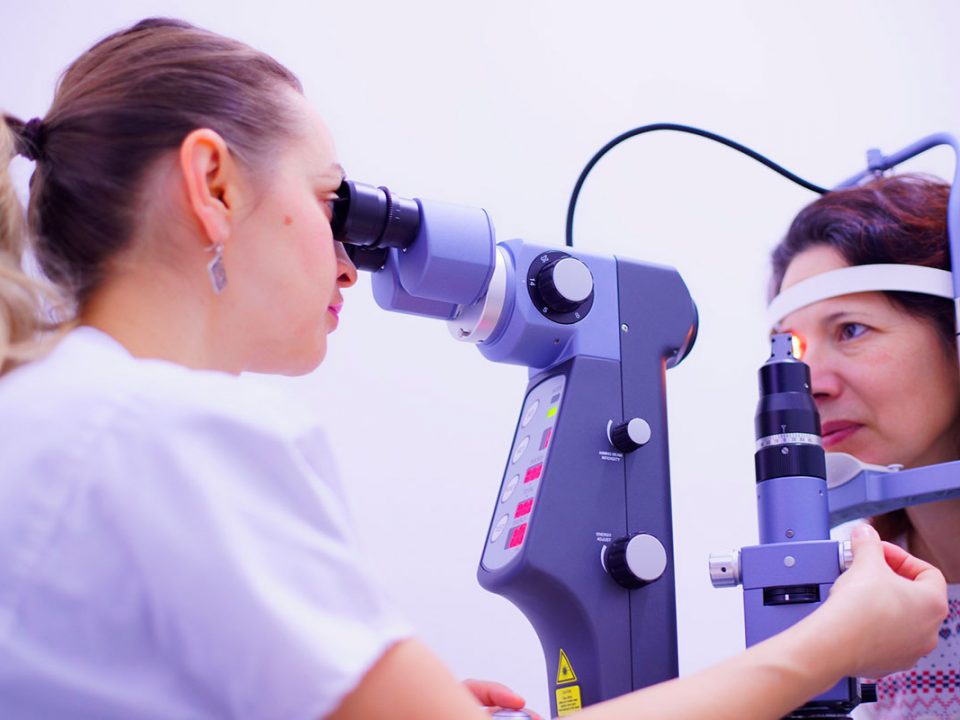 Détection de la cataracte par un examen de la vue